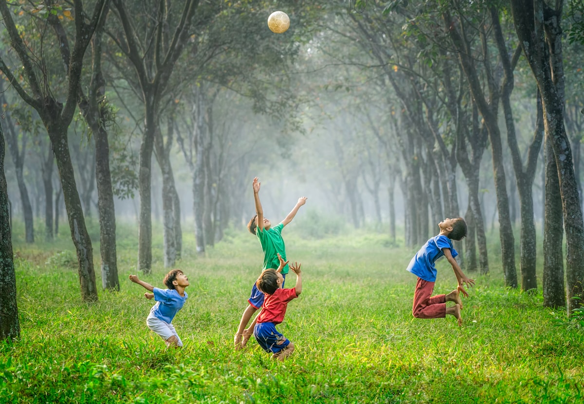 What to Do With Kids Instead of iPad (Real Ideas)